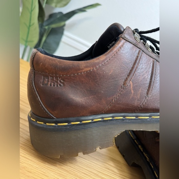 Dr. Martens Made in England  Brown Oxfords Men’s 10 Vintage Chunky Leather Shoes